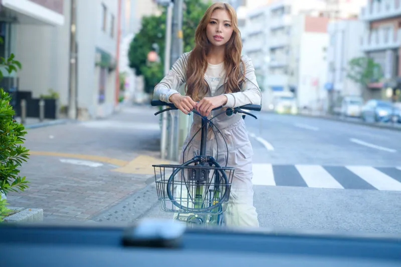 debz010｜電影シロウト-バズ-｜ひなぽよ【柚木ひなた】