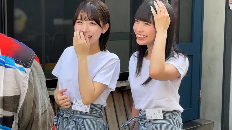 【ナンパ】Wフェラをする居酒屋バイトの大学生2人組がエロすぎる